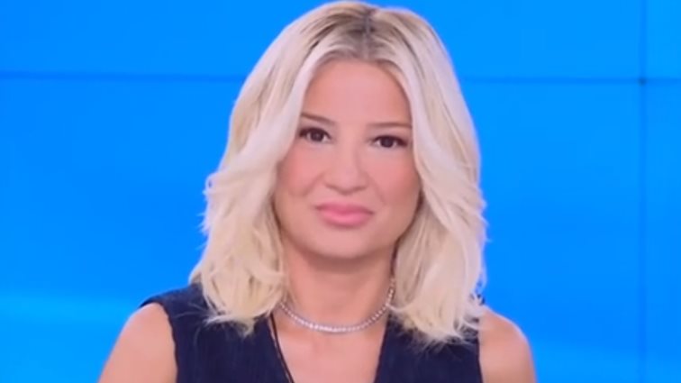 Η on air αποκάλυψη της Φαίης Σκορδά για την Ελίνα Παπίλα μετά την παρεξήγηση: "Την πήρα τηλέφωνο"