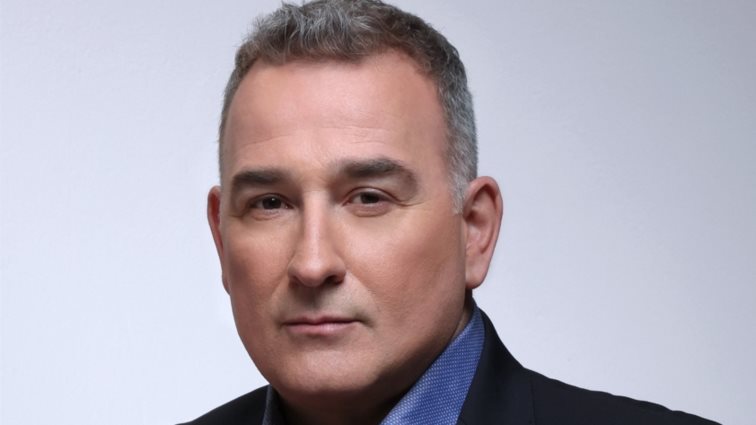 Αυτό είναι και επίσημα το νέο τηλεοπτικό βήμα του Σωτήρη Δανέζη μετά το τέλος από το OPEN