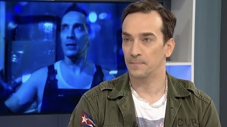 Δημήτρης Σαμόλης: &quot;Δεν είναι σε θέση να φτάσουν στην προσωπική τους αλήθεια, πολλές φορές είναι εσωτερικευμένη ομοφοβία&quot;