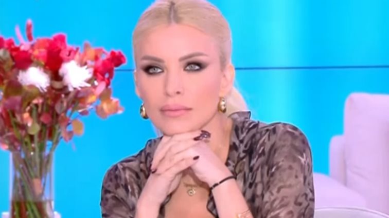 Κατερίνα Καινούργιου: "Δεν μου αρέσουν οι παρουσιαστές που παίρνουν ένα σκασμό και κάνουν κουμάντο στα λεφτά ολωνών"