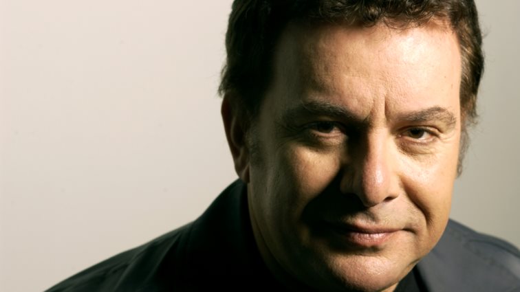 &quot;50 Χρόνια Χρυσάφι&quot; | Ο Μανώλης Μητσιάς σε μια μαγευτική βραδιά στον Κήπο του Μεγάρου