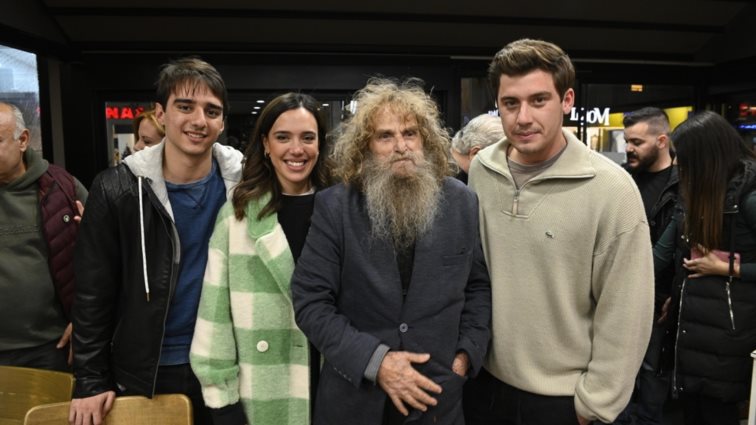 Ο Ψαραντώνης κάνει... "Σασμό" στα γυρίσματα της δημοφιλούς σειράς του Alpha