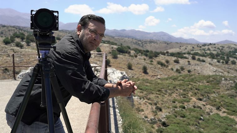 Ο Χρίστος Βασιλόπουλος επιστρέφει στην ΕΡΤ | Μάθε τα πάντα για την νέα του εκπομπή