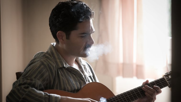 O Χρήστος Μάστορας στις πρώτες φωτογραφίες ως Στέλιος Καζαντζίδης