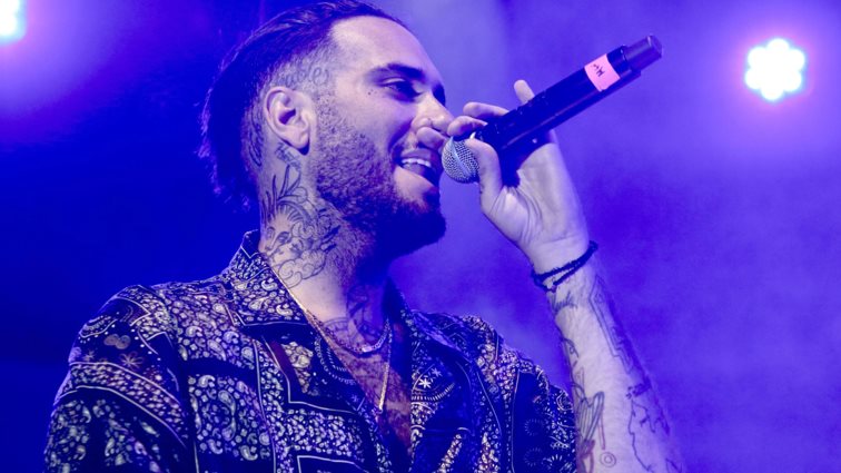 O Mente Fuerte τραγούδησε για τα &quot;30 χρόνια Δέσποινα Βανδή&quot; με τη Μαρία Σολωμού στο πλευρό του