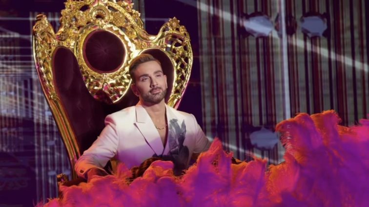 Το "J2US" επέστρεψε! Η θεαματική έναρξη της πρεμιέρας με τον Νίκο Κοκλώνη