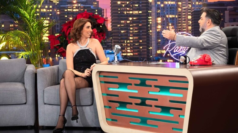 Η Έλενα Χαραλαμπούδη στο The 2Night Show