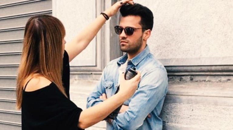 Ο Κωνσταντίνος Αργυρός στα παρασκήνια της νέας του φωτογράφισης (2)