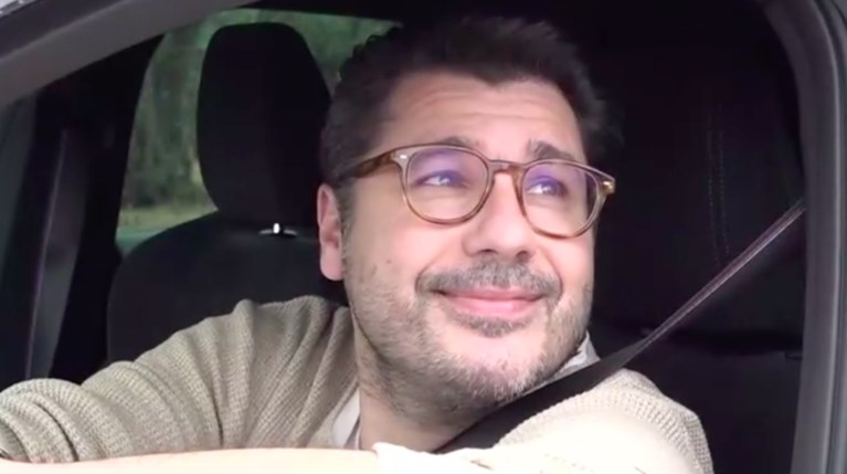 Λάμπρος Κωνσταντάρας