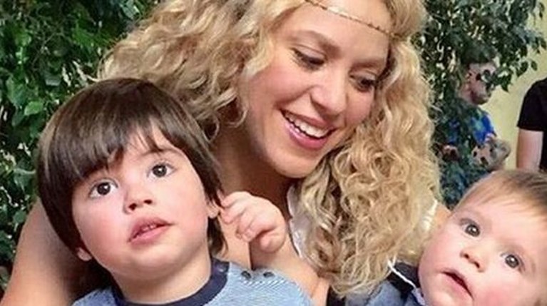 Shakira R