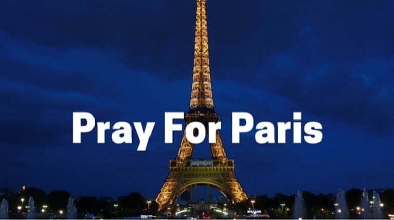 pray for Paris Παρίσι