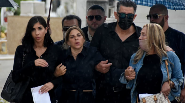 Mad Clip μνημόσυνο