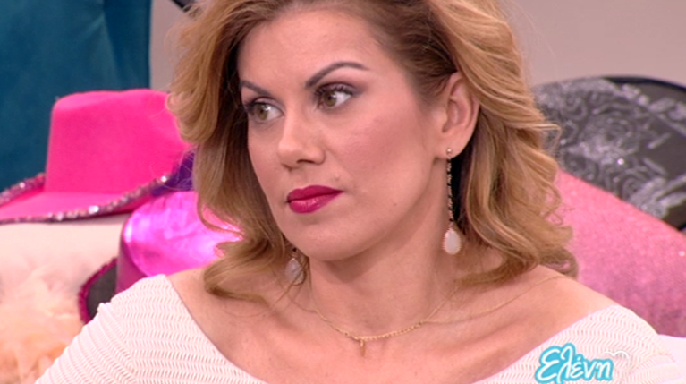 Η Ευγενία Μανωλίδου Στην Ελένη Μενεγάκη