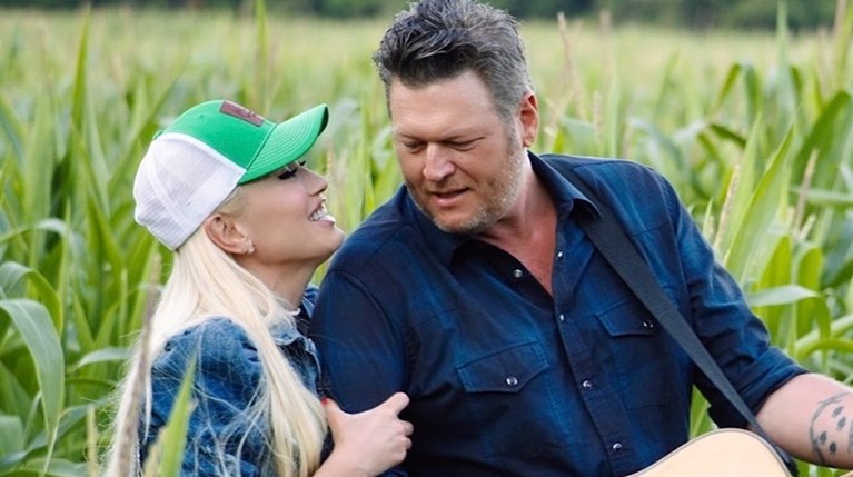 Gwen Stefani & Blake Shelton - Instagram