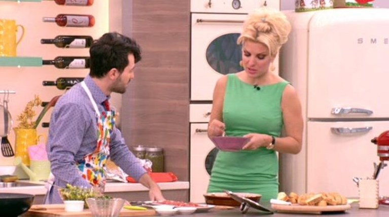 Ο Άλεξ Κάβδας μαγειρεύει on air