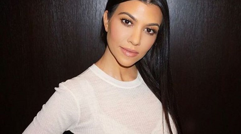 Kourtney Kardashian r