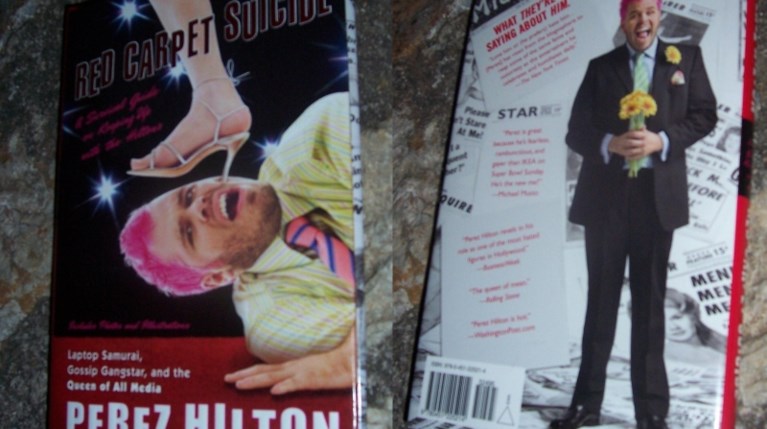 Πέρεζ Χίλτον-Βιβλίο