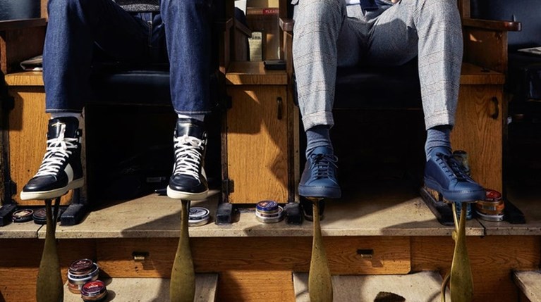 Τα λάθη που καταστρέφουν τα sneakers σου χωρίς να το καταλαβαίνεις
