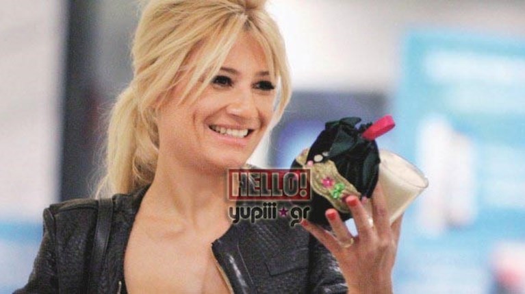 HELLO - Φαίη Σκορδά (1)