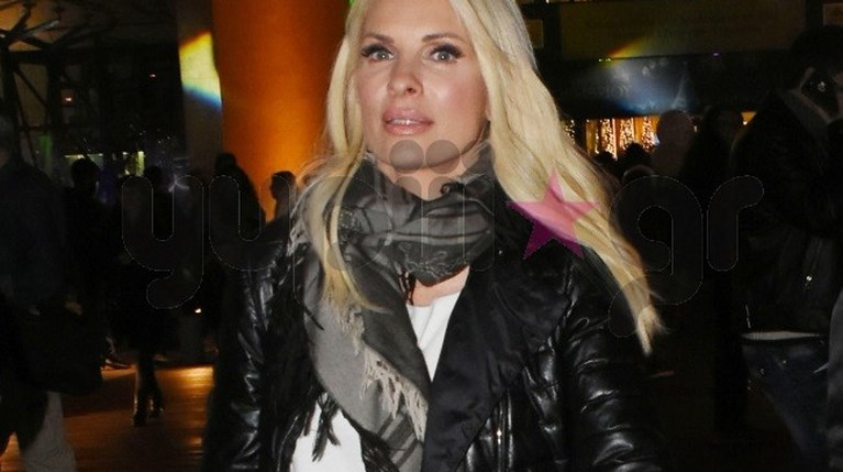 Η Ελένη Μενεγάκη στο Golden Hall (1)