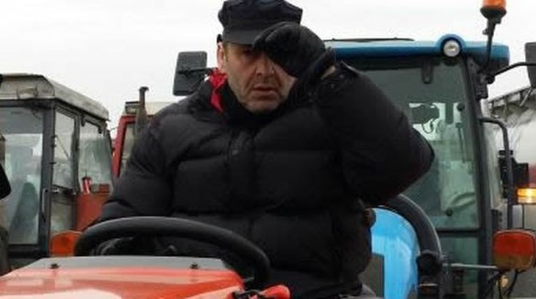 Ο Απόστολος Γκλέτσος στο τρακτέρ (1)