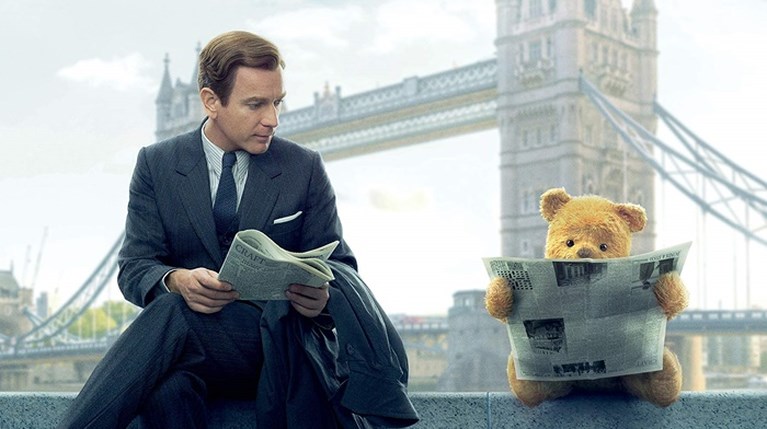 COSMOTE CINEMA CHRISTMAS_Christopher-Robin