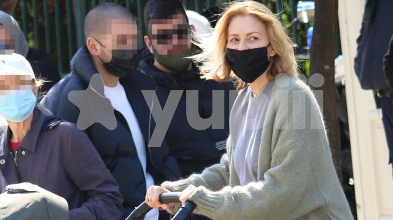 Τζένη Μπαλατσινού