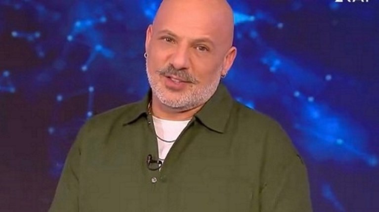 Νίκος Μουτσινάς