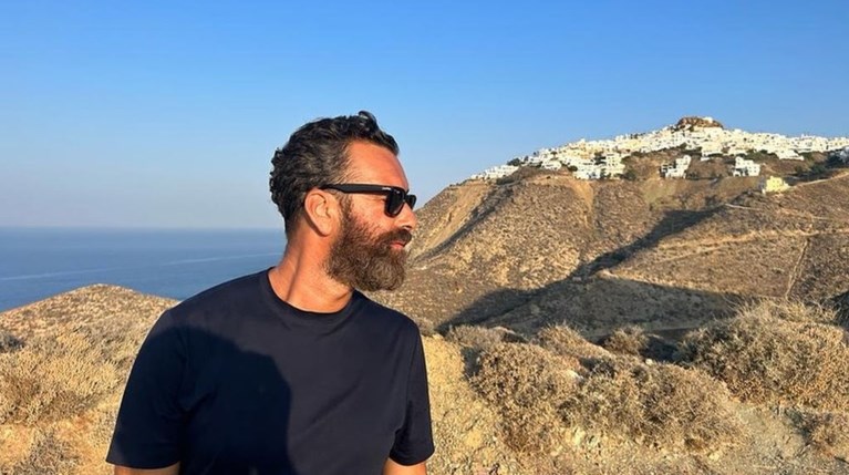 Άγγελος Μπράτης