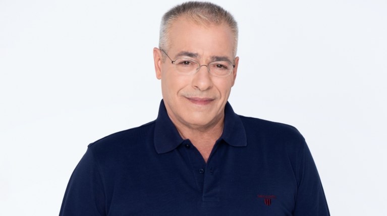 Νίκος Μάνεσης R