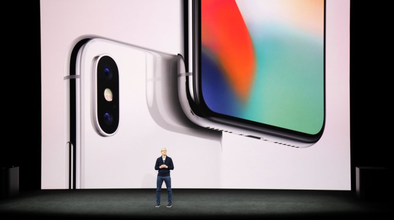 iPhone X