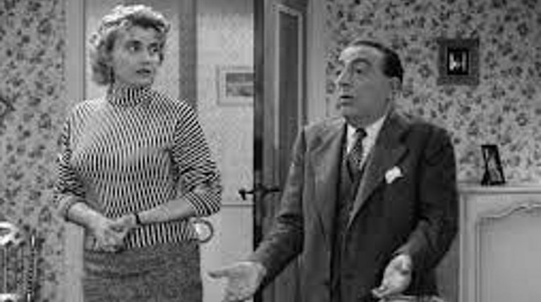 Ούτε γάτα, ούτε ζημιά