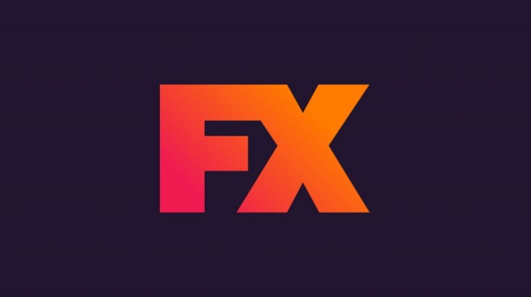 FOX  σε FX