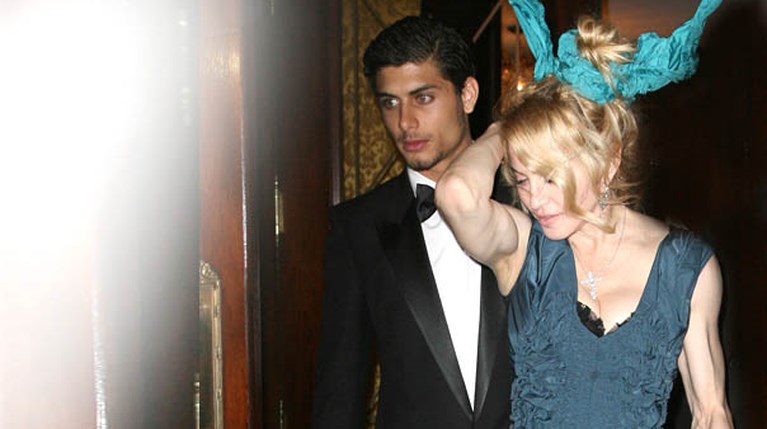 Μαντόνα-Χεσούς