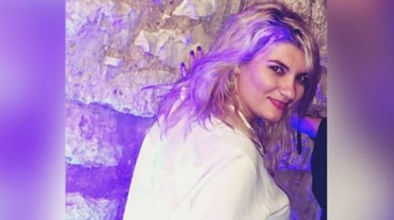 Πάτρα μητέρα τριών κοριτσιών