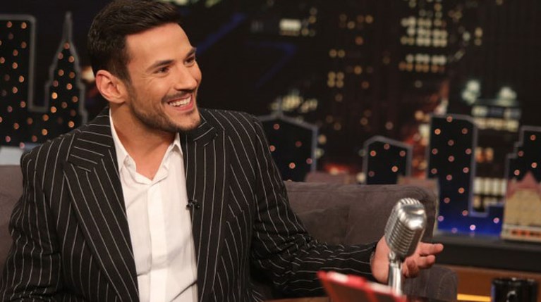 Κώστας Τσουρός στο the 2night show
