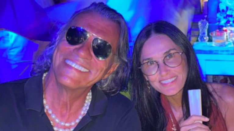 Ηλίας Ψινάκης και Demi Moore