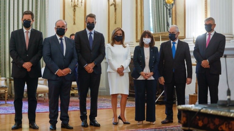 H oρκωμοσία νέων μελών της κυβέρνησης
