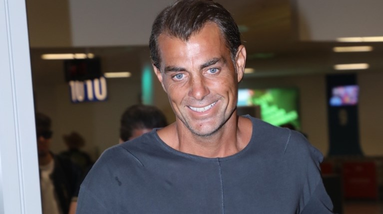 Ο Στέλιος Χανταμπάκης επέστρεψε στην Ελλάδα μετά την οικειοθελή αποχώρηση από το Survivor All Star