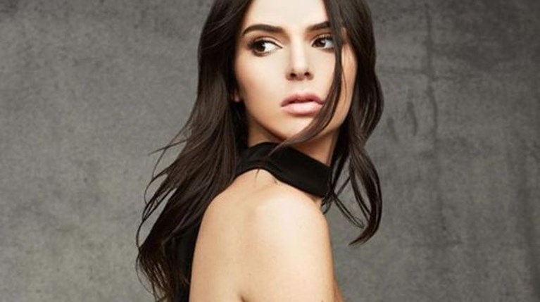 Kendall Jenner r