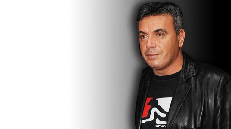 Μανώλης Λιδάκης