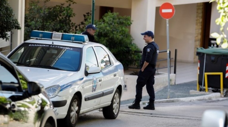 ανήλικοι