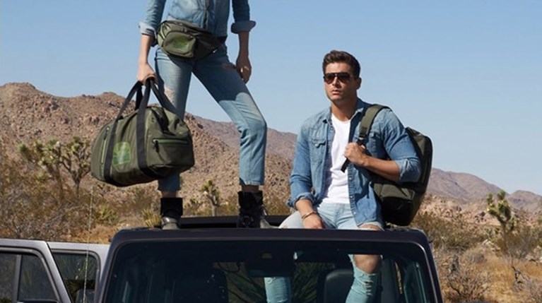 Η Go Carpisa παρουσιάζει την Heritage Jeep ® Collection