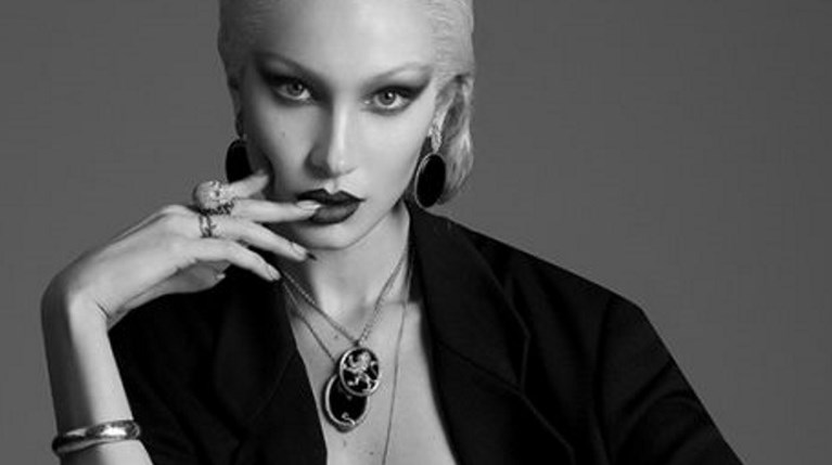 Bella Hadid στο Paper (1)