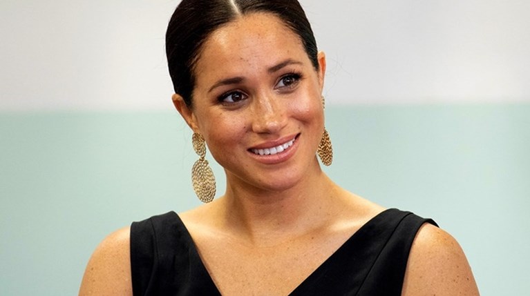 Meghan Markle R