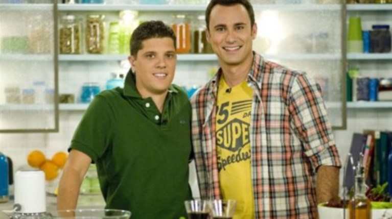 Παρέα στην Κουζίνα - Γιώργος Καπουτζίδης Αλέξανδρος Παπανδρέου R