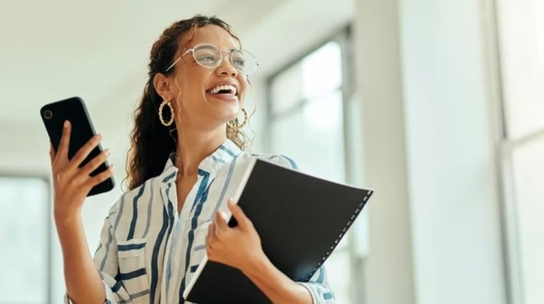 Ήχος & Στιλ | Ενδυναμώνοντας τις on-the-go γυναίκες