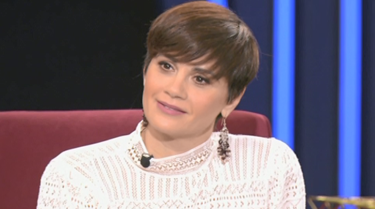 Άννα Μαρία Παπαχαραλάμπους