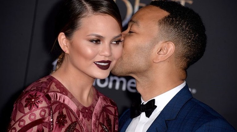 Chrissy Teigen- John Legend