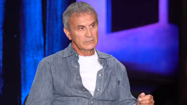 Γιώργος Νταλάρας